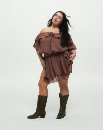 Albany Castanho com efeito envelhecido e cano largo