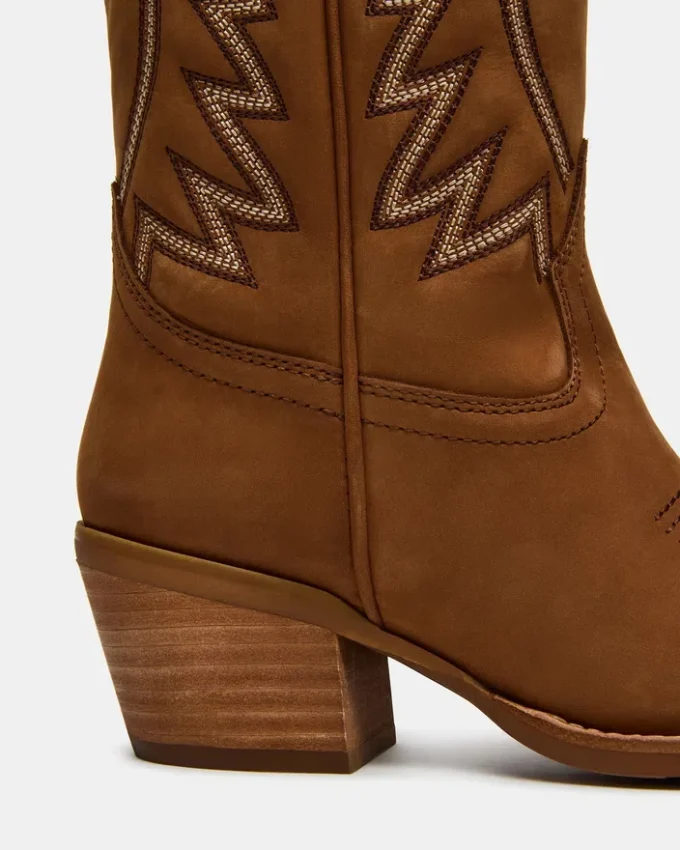 Albany Stitch em camurça cor de conhaque