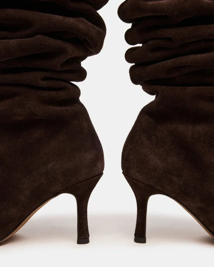 Allison em camurça castanha Allison em camurça castanha