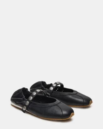 Anaya Tachas em Couro Preto