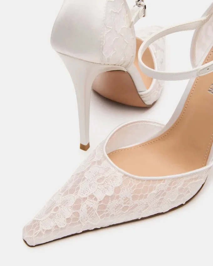 Avant White Lace