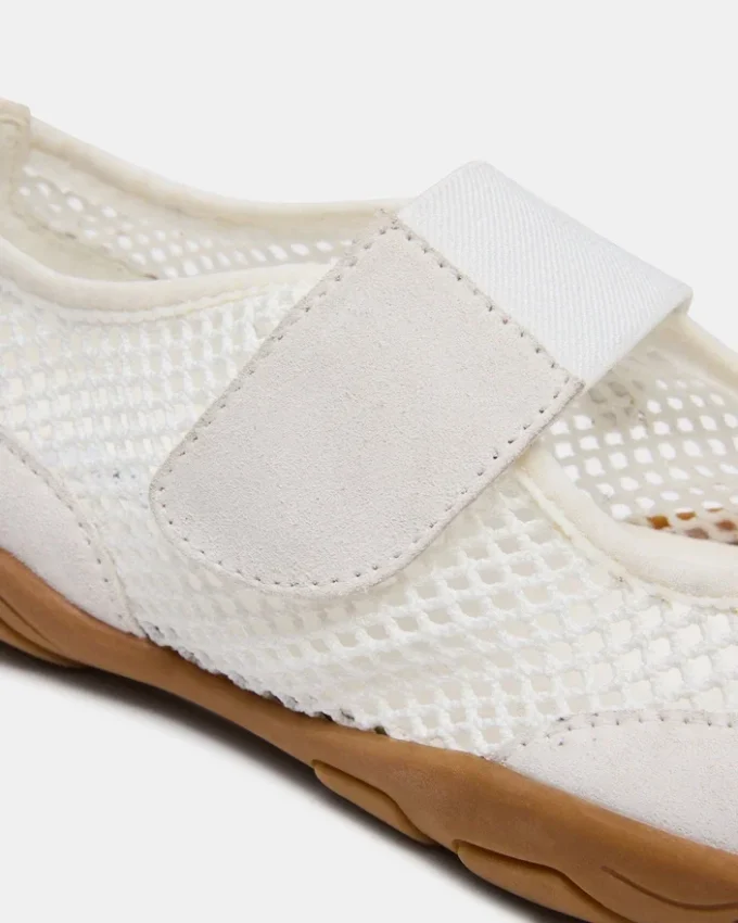 Banks White Mesh Banks White Mesh