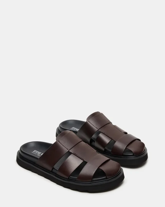 Blazet em couro castanho