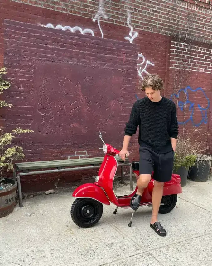 Blazet em couro preto