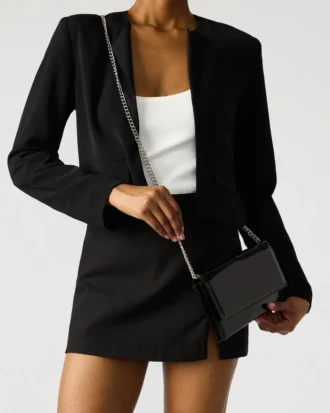 Bolsa Juliana em Couro Envernizado Preto