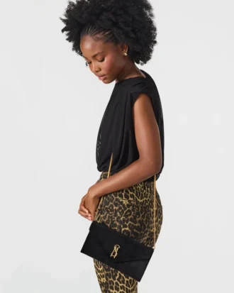 Bolsa Smooth em veludo preto