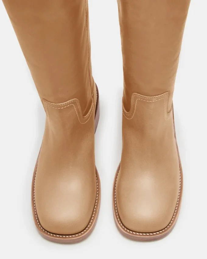 Bota Riggs Banana em couro, cano largo