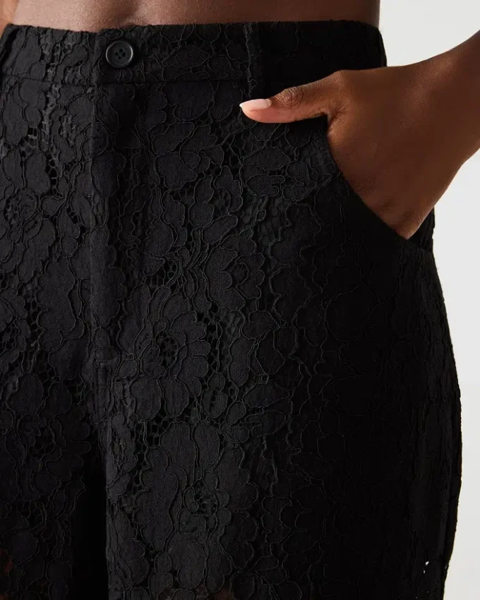 Calças Tre Lace Preto