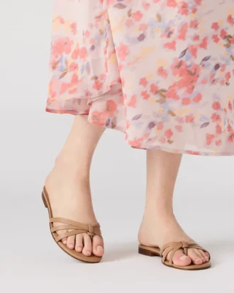 Calissi em couro natural