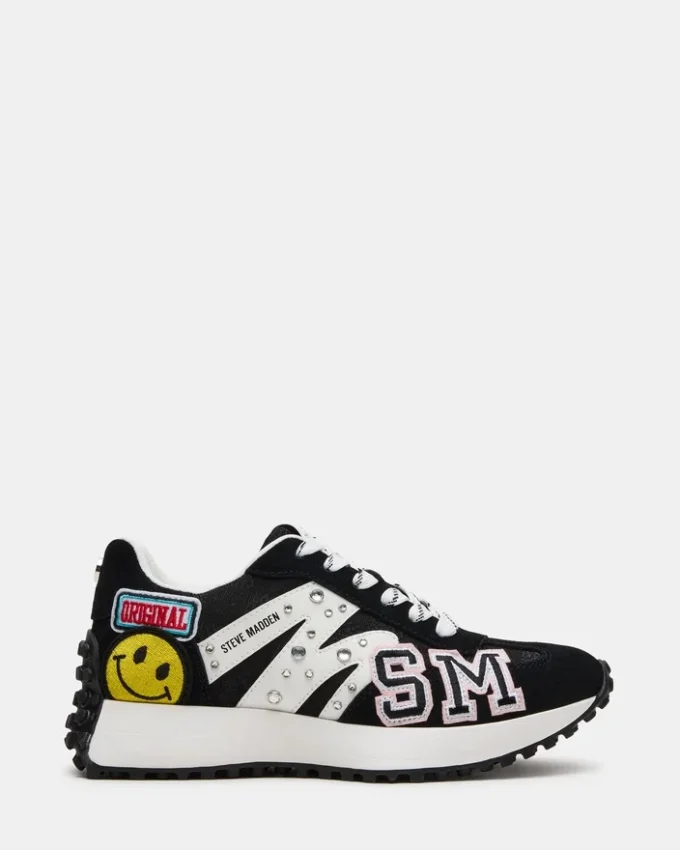 Campo Preto com vários remendos