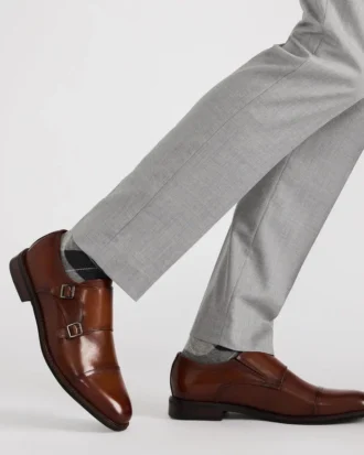 Couro castanho Haran