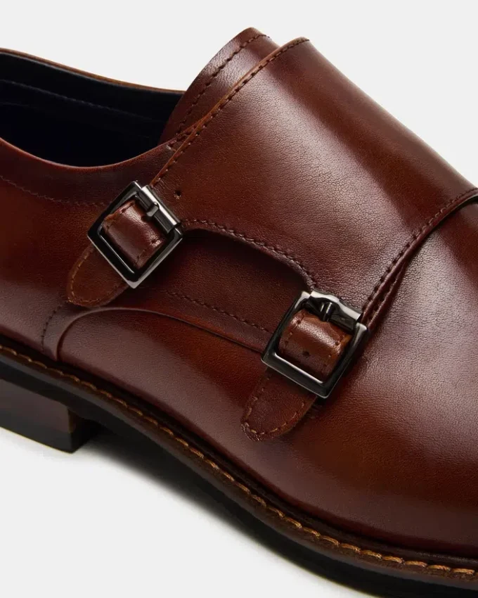 Couro castanho Haran