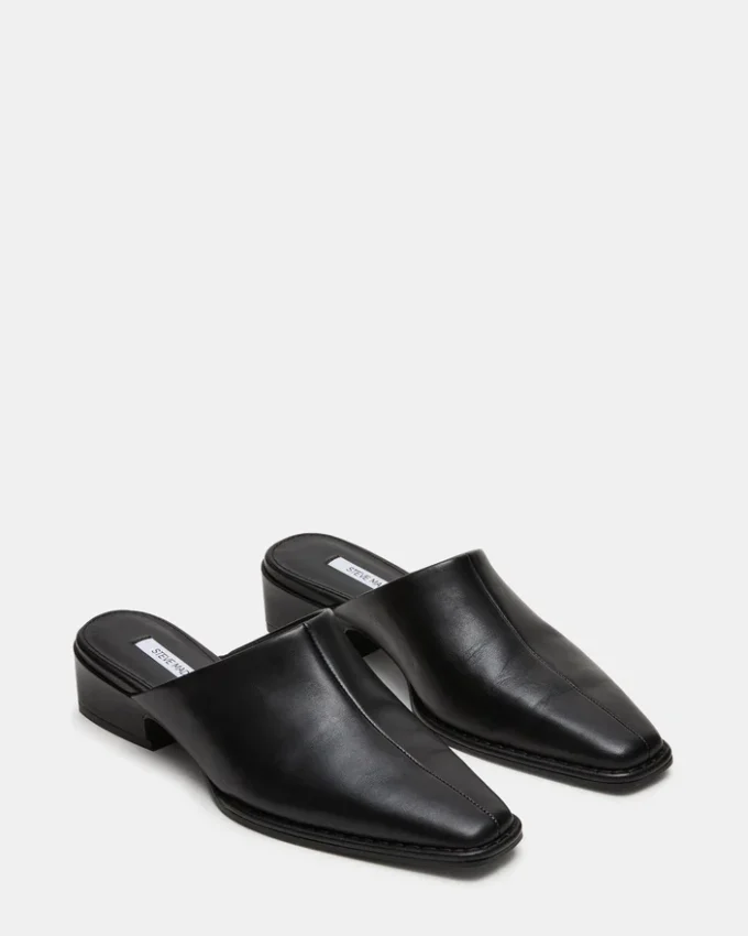 Dessa em couro preto Dessa em couro preto
