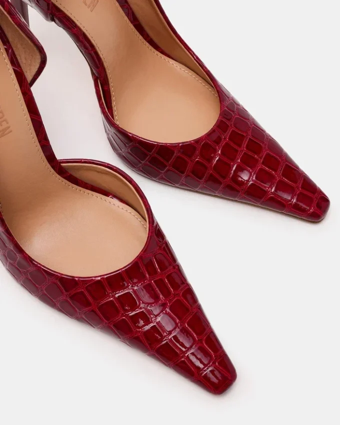 Elegante crocodilo vermelho Elegante crocodilo vermelho