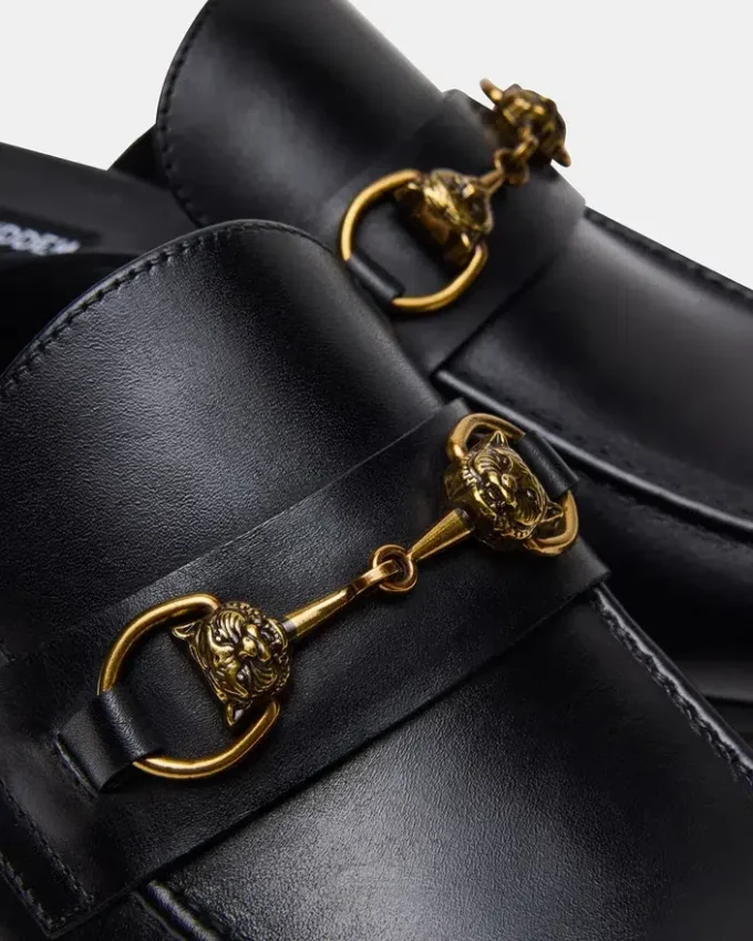 Jovian em couro preto