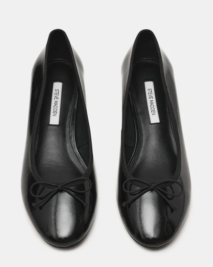 Klutzy Preto Envernizado