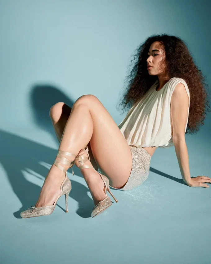 Larina Champagne com Strass