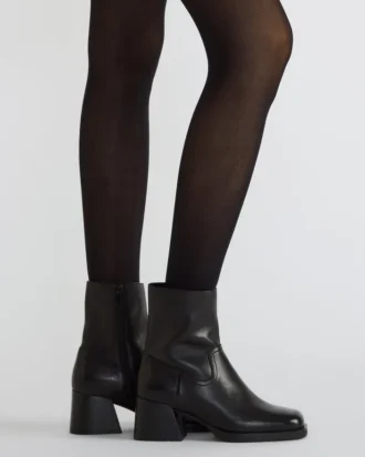 Latches Couro Preto Latches Couro Preto