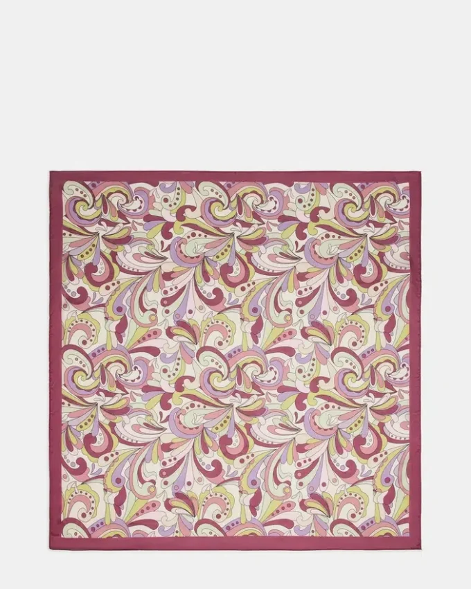 Lenço estampado em lavanda Lenço estampado em lavanda