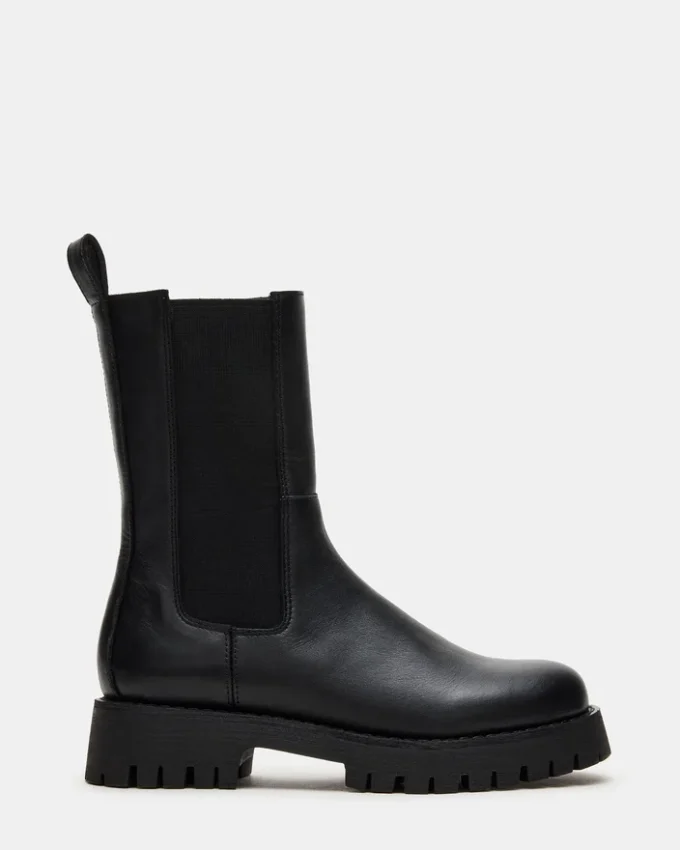 Lowa em couro preto Lowa em couro preto