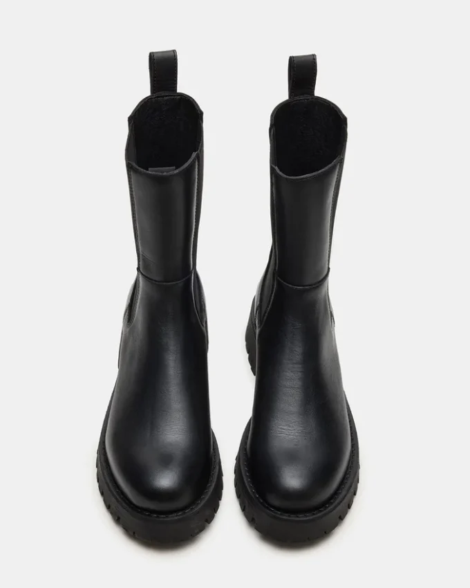 Lowa em couro preto Lowa em couro preto