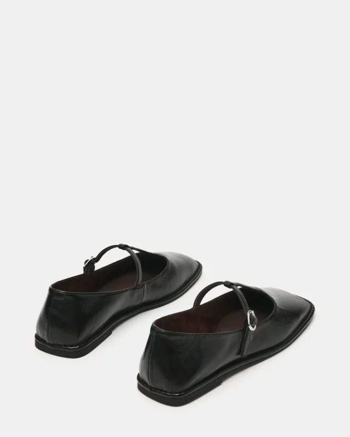 Macbeth em couro preto Macbeth em couro preto