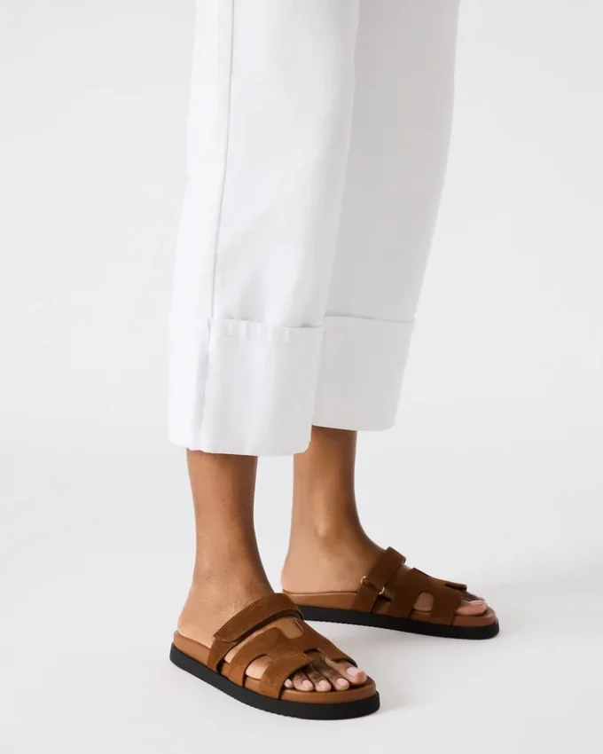 Mayven Camelo Camurça