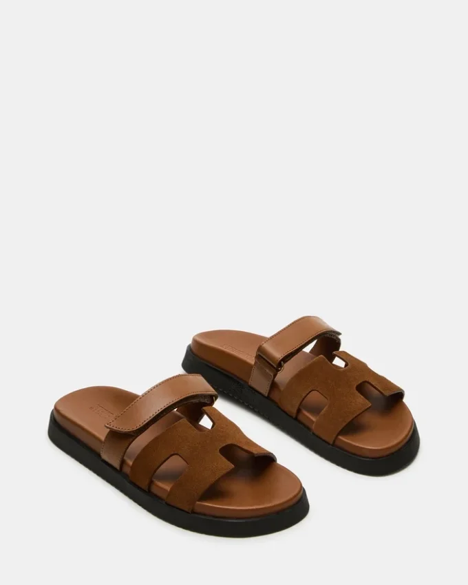 Mayven Camelo Camurça