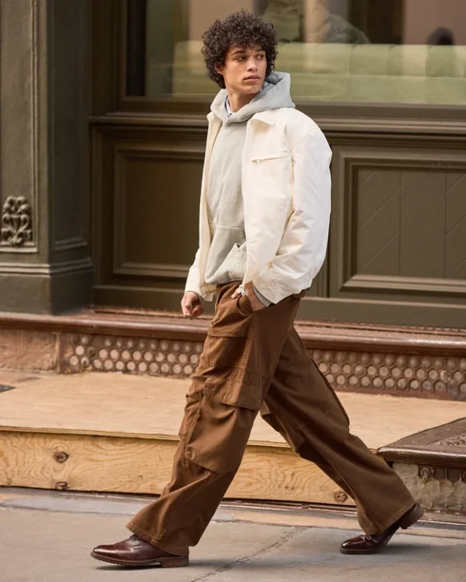 Noby em couro castanho Noby em couro castanho