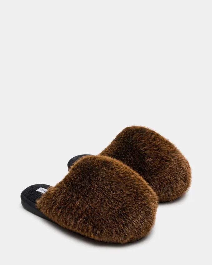 Poof Castanho