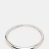 Pulseira tipo bangle fina em prata