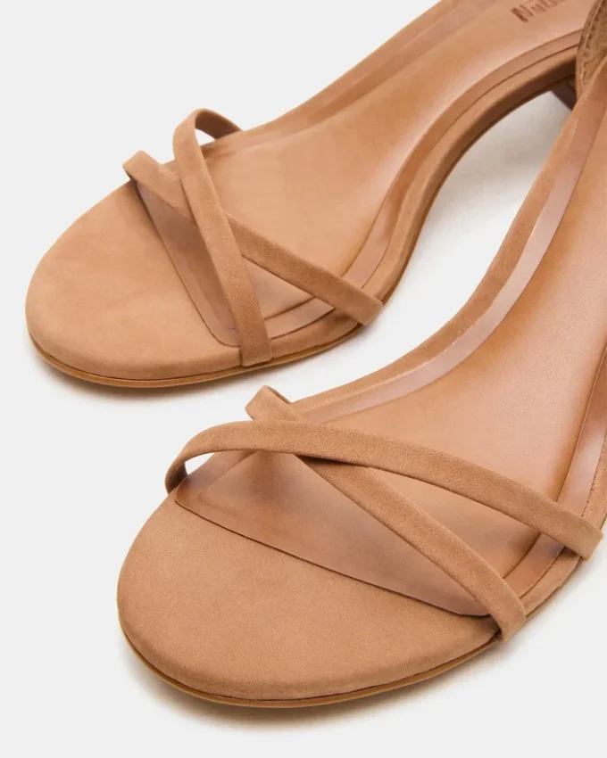 Rae em nubuck castanho