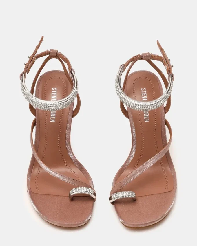 Tia com strass em cetim mocha