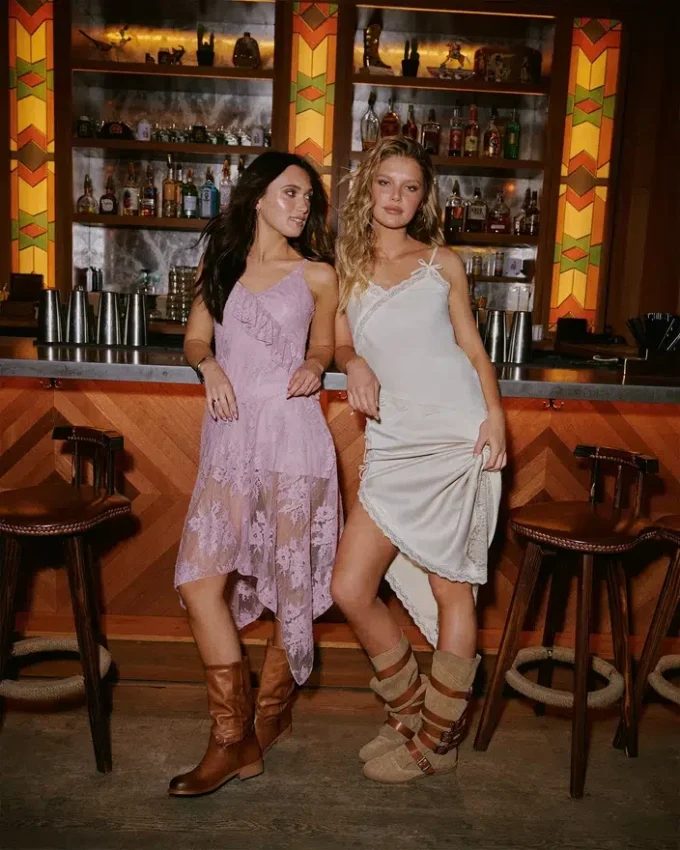 Vestido Dariella Mauve Shadows