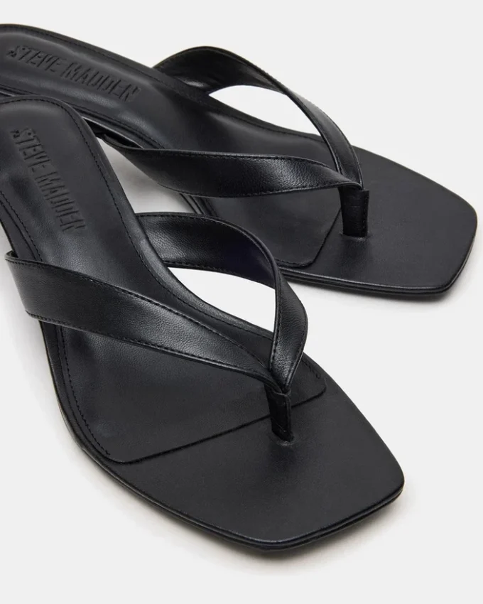 Tracie em couro preto