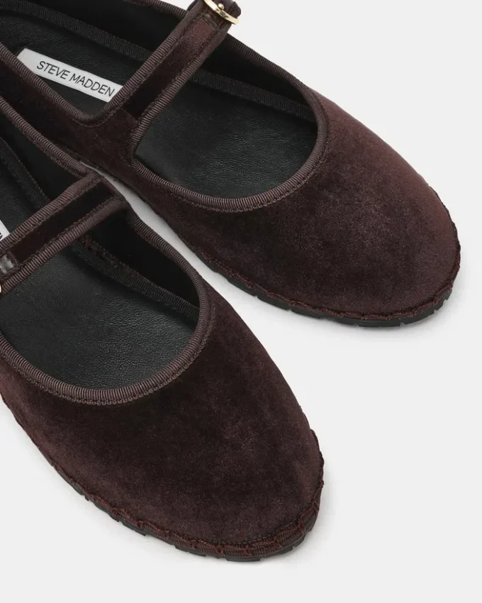 Velma em veludo castanho