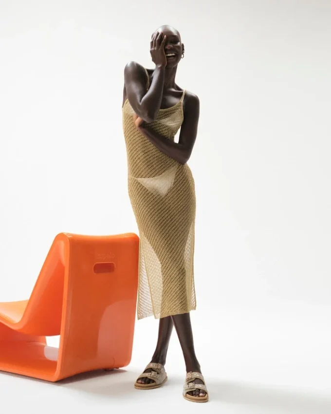 Vestido Anisha Dourado