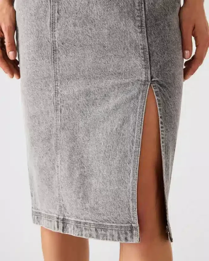 Vestido de ganga Giselle com detalhes, cor nevoeiro