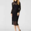Vestido de renda com tachas Vivienne Preto