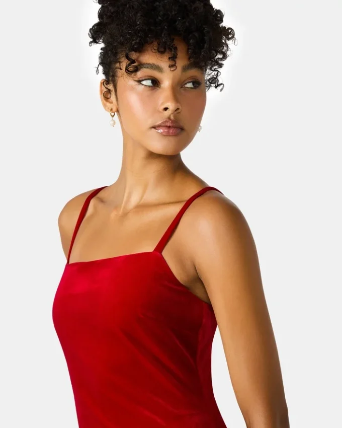 Vestido Giovanna em veludo vermelho