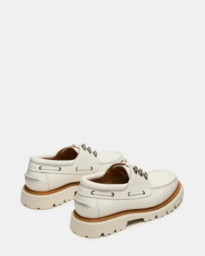 Victor em couro branco