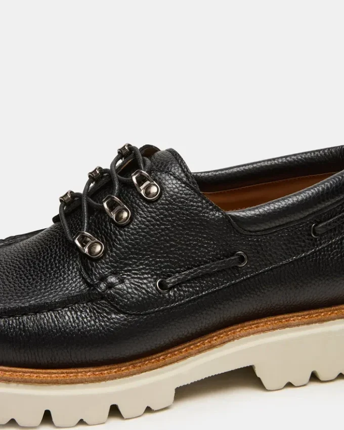 Victor em couro preto