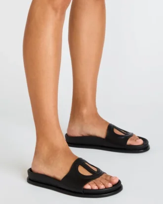 Zosia em couro preto